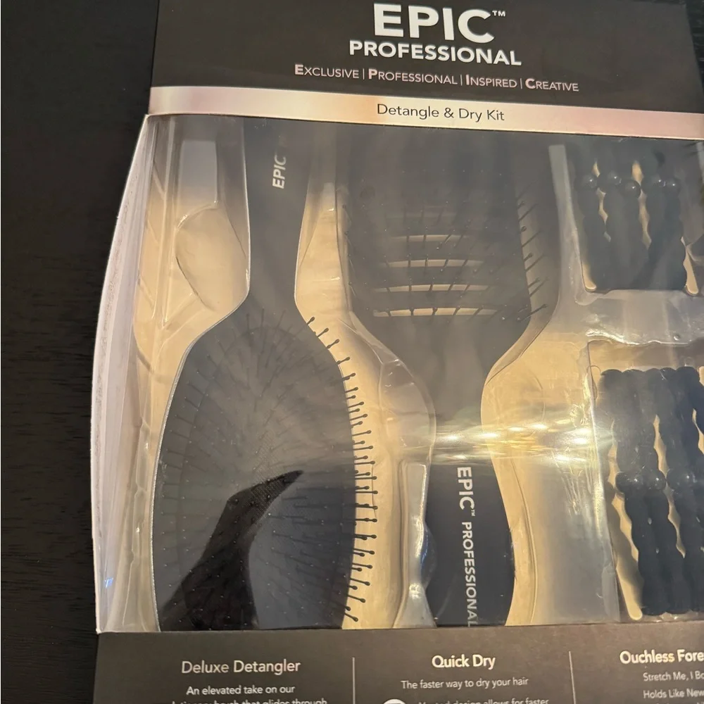 NWT Epic Professional Detangle & Hairbrush Kit